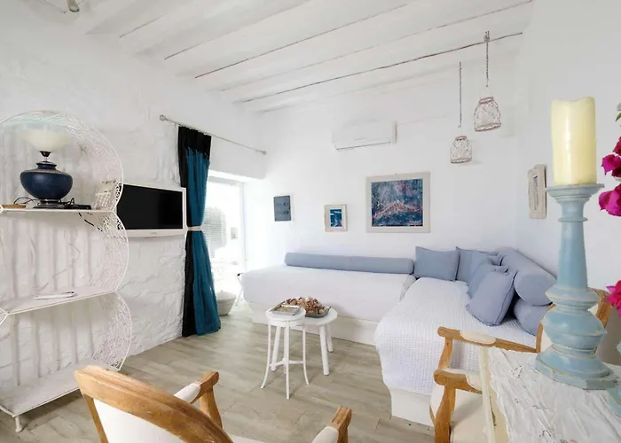 3 Paros All Season Villas *