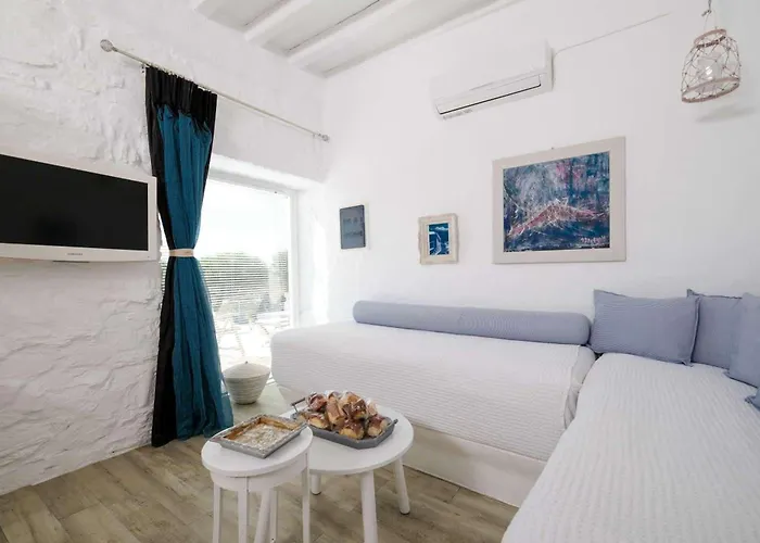 3 Paros All Season Villas