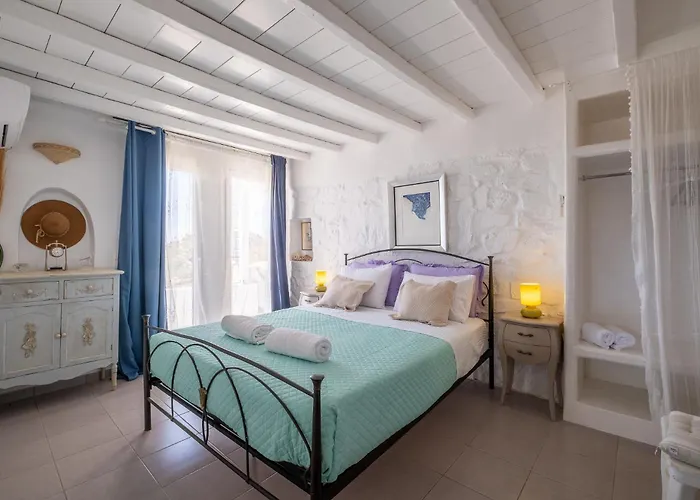 Visionresidences Paros Feriehus *